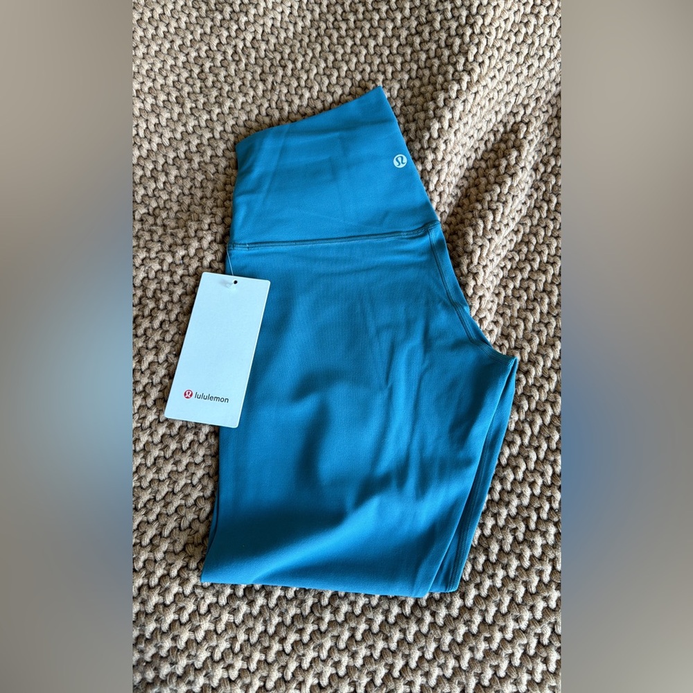 Lululemon Align 25”